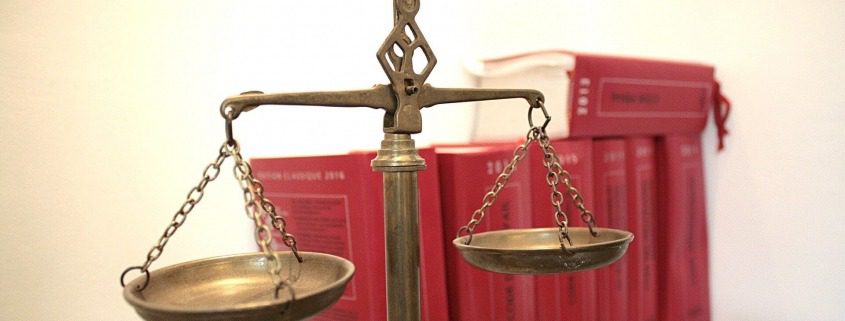 gay friendly litigation lawyer in Marbella
